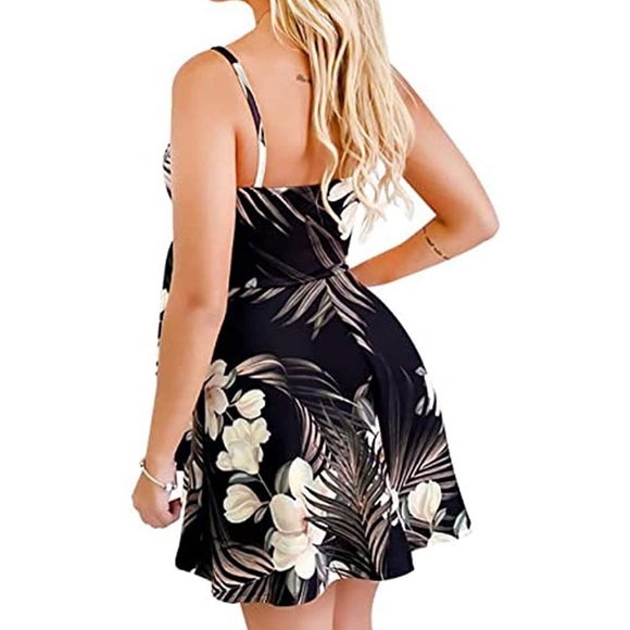 NWT Super Cute & Sexy Summer Dress! - Picture 2 of 5